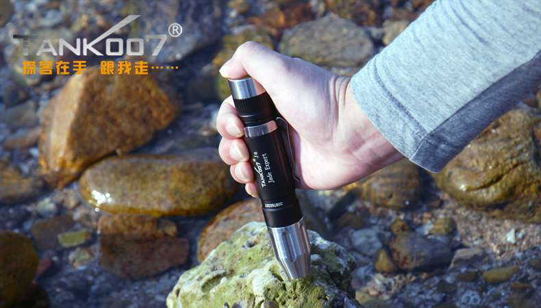 新手收藏家必用珠寶玉石鑒定工具——TANK007照玉手電筒！
